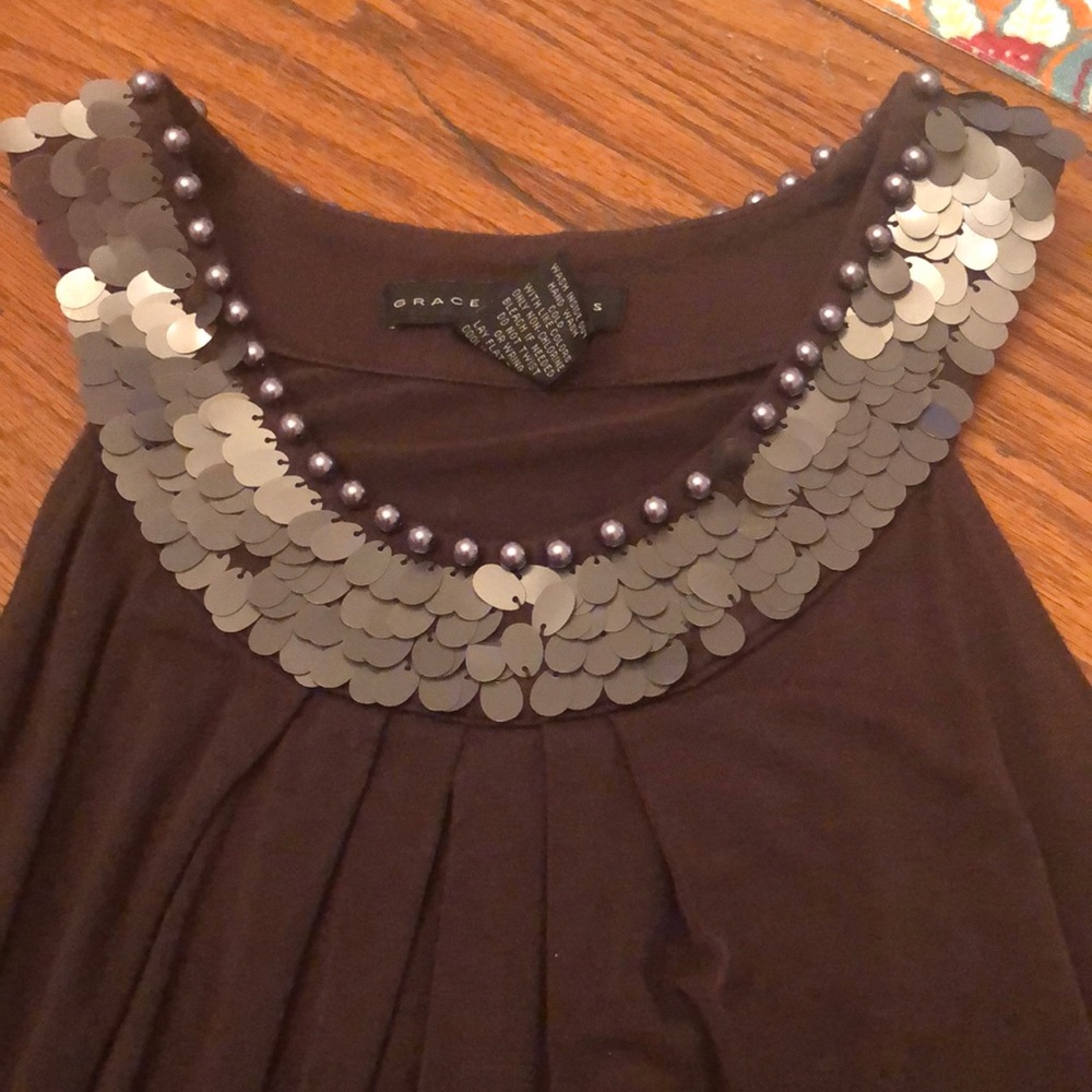 Top - Picture 2 of 2